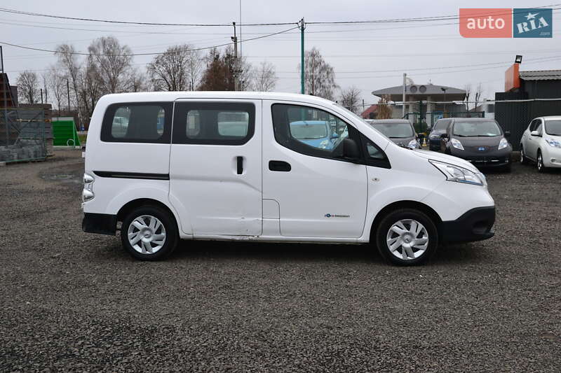 Грузовой фургон Nissan e-NV200 2020 в Луцке