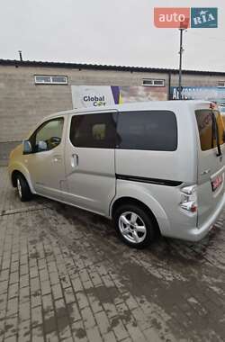 Минивэн Nissan e-NV200 2014 в Новояворовске