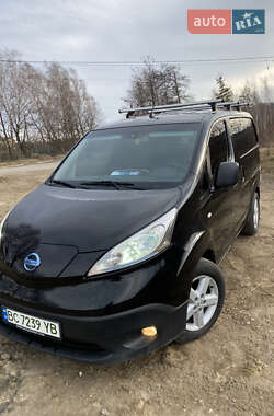 Вантажний фургон Nissan e-NV200 2014 в Бориславі