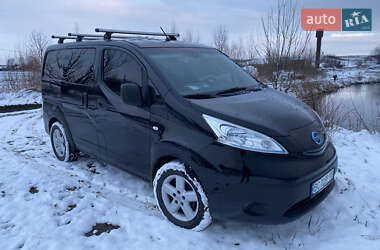 Вантажний фургон Nissan e-NV200 2014 в Бориславі