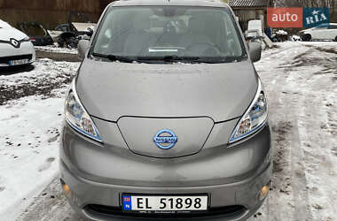 Мінівен Nissan e-NV200 2014 в Дубні