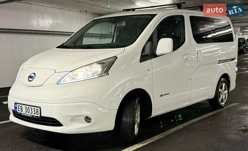 Мінівен Nissan e-NV200 2019 в Києві