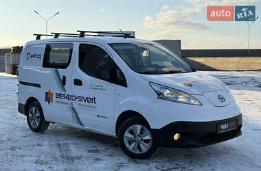 Грузовой фургон Nissan e-NV200 2014 в Владимире