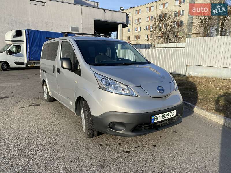 Мінівен Nissan e-NV200 2014 в Львові