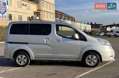 Минивэн Nissan e-NV200 2018 в 