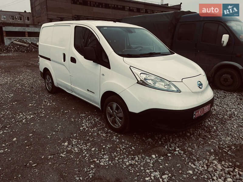 Nissan e-NV200 2019
