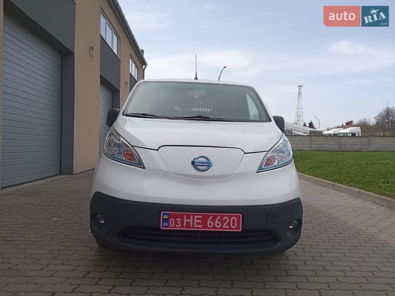 Грузовой фургон Nissan e-NV200 2017 в Радехове