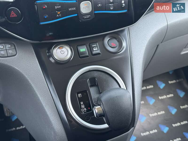 Вантажний фургон Nissan e-NV200 2019 в Рівному