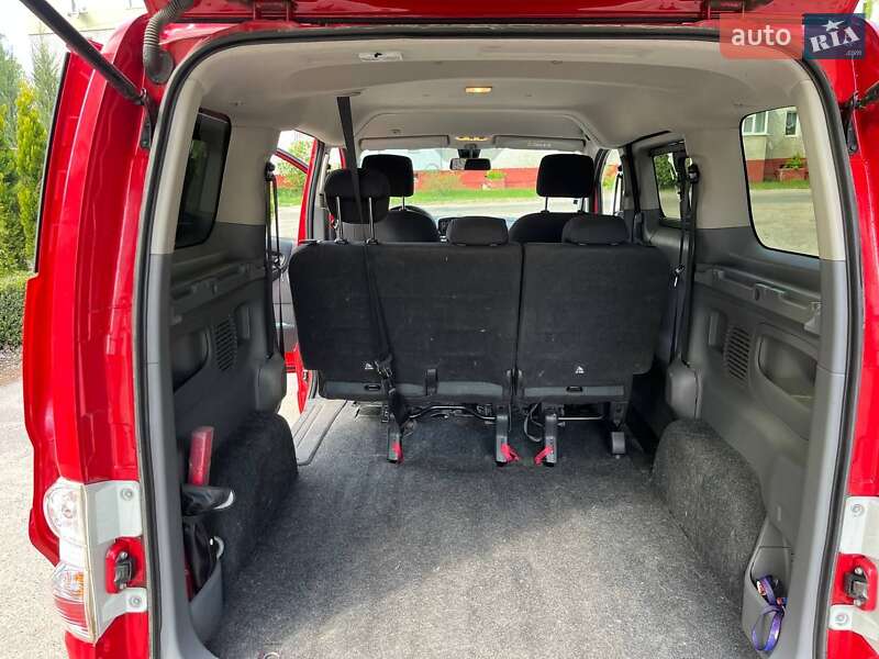 Мінівен Nissan e-NV200 2017 в Шостці