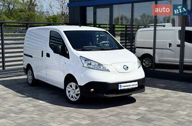 Грузовой фургон Nissan e-NV200 2019 в 
