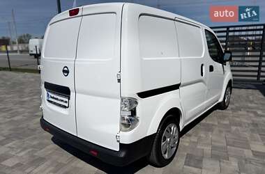 Грузовой фургон Nissan e-NV200 2019 в 