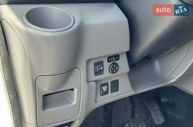 Грузовой фургон Nissan e-NV200 2019 в 