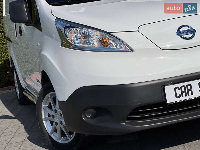 Вантажний фургон Nissan e-NV200 2020 в Стрию