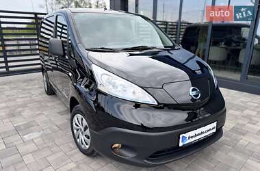 Вантажний фургон Nissan e-NV200 2021 в 