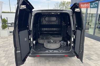 Вантажний фургон Nissan e-NV200 2021 в 