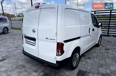 Вантажний фургон Nissan e-NV200 2021 в 