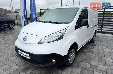 Грузовой фургон Nissan e-NV200 2019 в 