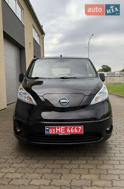Мінівен Nissan e-NV200 2016 в 