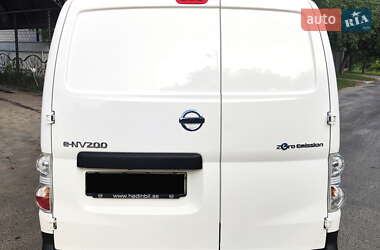 Грузовой фургон Nissan e-NV200 2019 в 