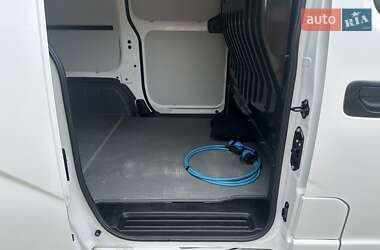 Вантажний фургон Nissan e-NV200 2019 в 