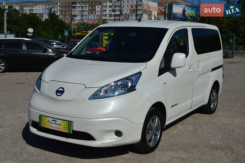 Nissan e-NV200 2016