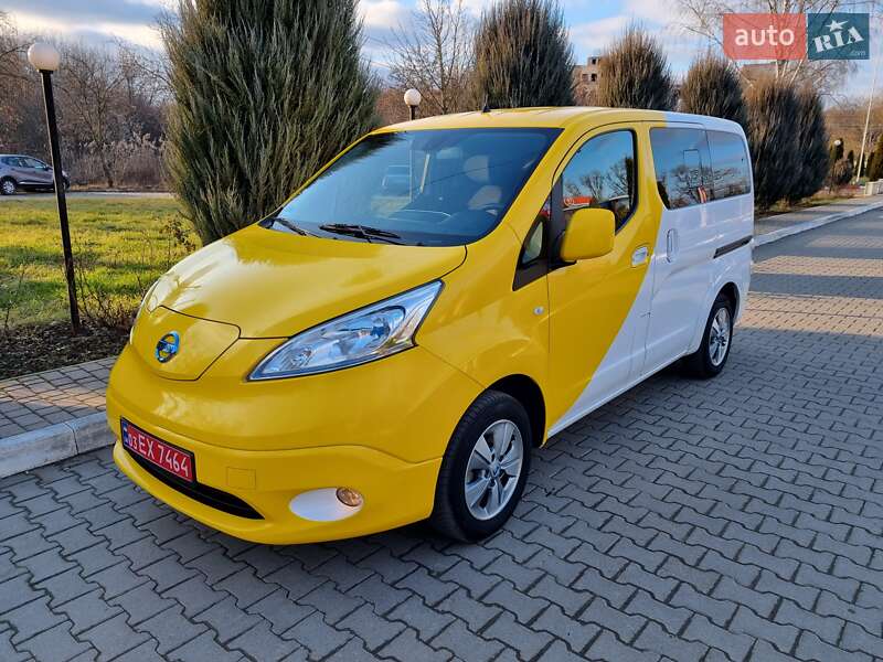 Nissan e-NV200 2020