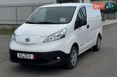 Грузовой фургон Nissan e-NV200 2020 в Ужгороде