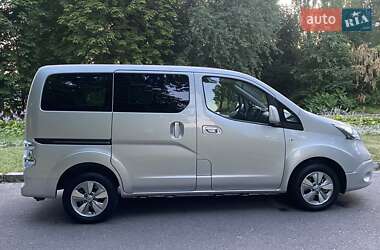 Мінівен Nissan e-NV200 2018 в 