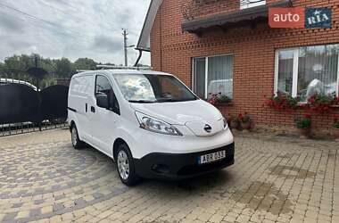 Грузовой фургон Nissan e-NV200 2019 в Хмельницком