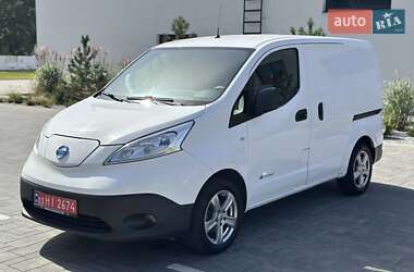 Грузовой фургон Nissan e-NV200 2018 в Луцке