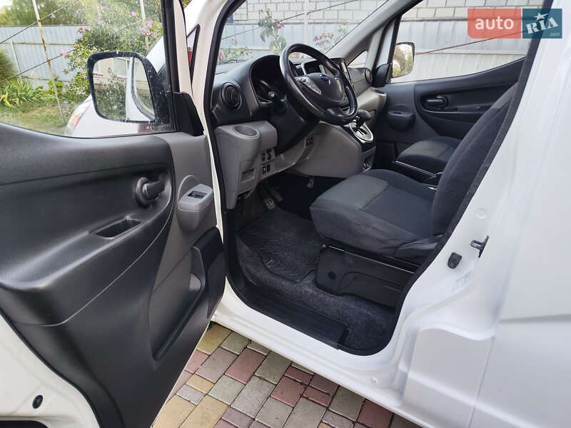 Грузовой фургон Nissan e-NV200 2020 в Новых Санжарах фото 9 Грузовой фургон Nissan e-NV200 2020 в Новых Санжарах