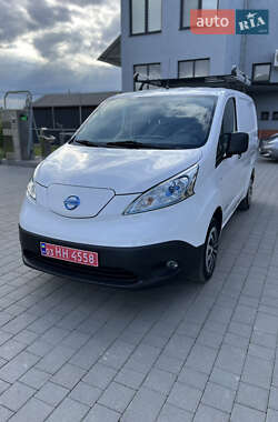 Мінівен Nissan e-NV200 2019 в Виноградові