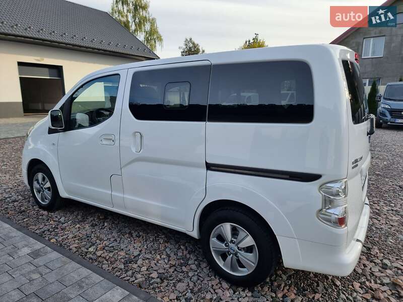 Мінівен Nissan e-NV200 2019 в Радивиліві