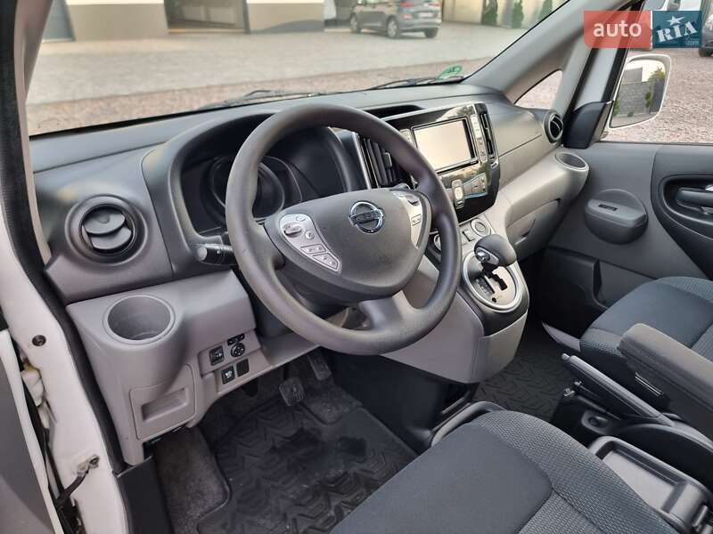 Мінівен Nissan e-NV200 2019 в Радивиліві