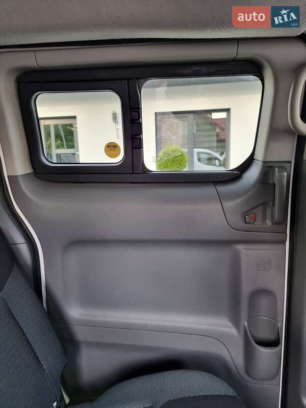 Мінівен Nissan e-NV200 2019 в Радивиліві