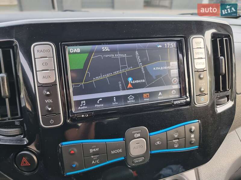 Мінівен Nissan e-NV200 2019 в Радивиліві