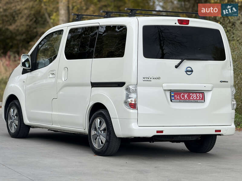 Мінівен Nissan e-NV200 2014 в Дрогобичі