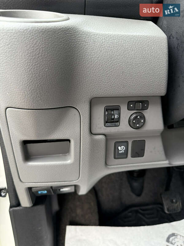 Мінівен Nissan e-NV200 2014 в Дрогобичі