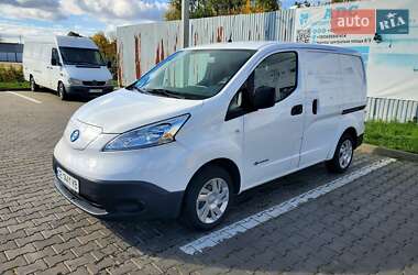 Грузовой фургон Nissan e-NV200 2020 в Черновцах