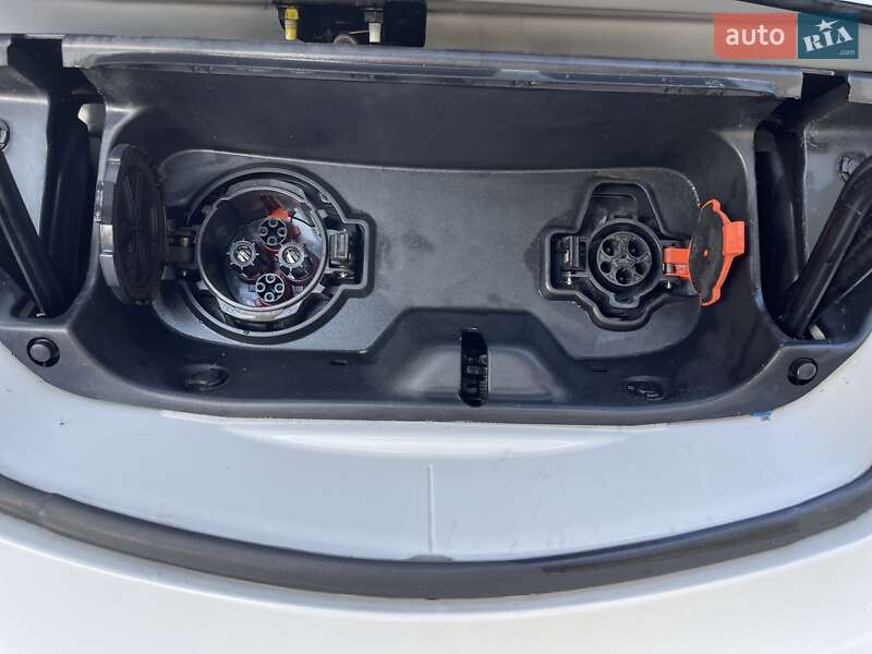 Грузовой фургон Nissan e-NV200 2019 в Хмельницком