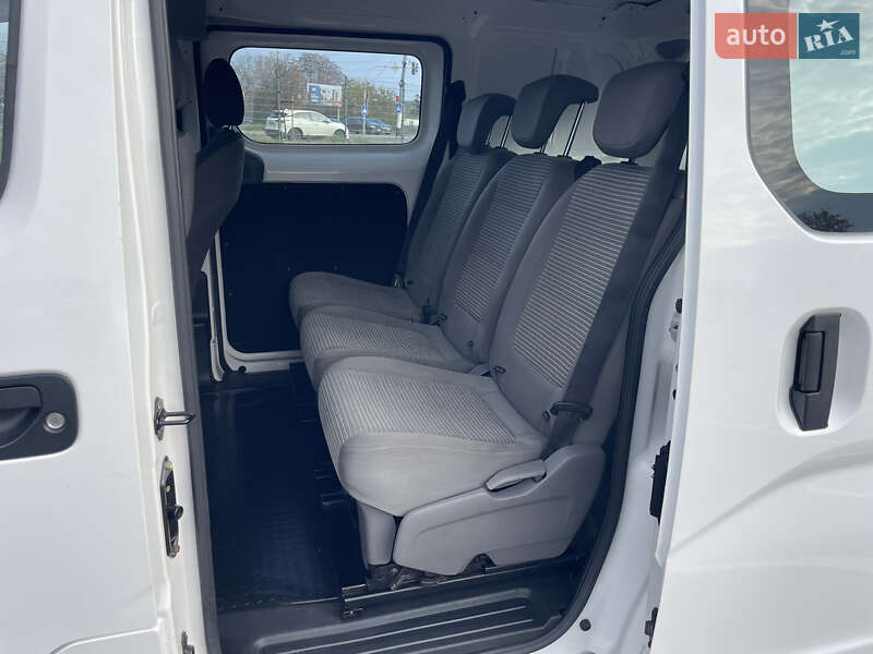 Минивэн Nissan e-NV200 2014 в Житомире