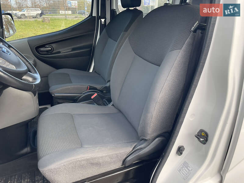 Минивэн Nissan e-NV200 2014 в Житомире