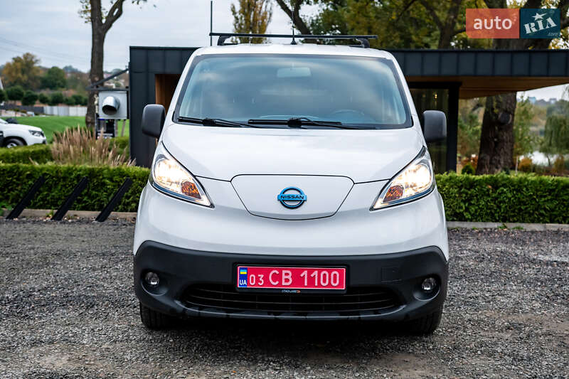Грузовой фургон Nissan e-NV200 2019 в Умани