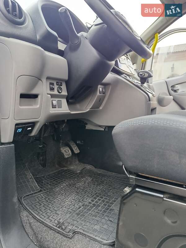 Мінівен Nissan e-NV200 2018 в Семенівці