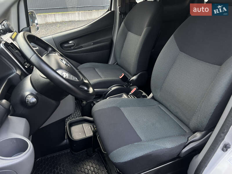 Мінівен Nissan e-NV200 2018 в Луцьку