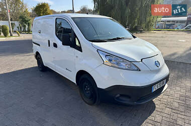 Грузовой фургон Nissan e-NV200 2018 в Ровно