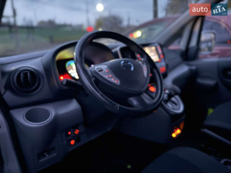 Мінівен Nissan e-NV200 2019 в Житомирі