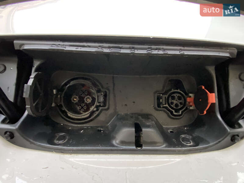 Минивэн Nissan e-NV200 2020 в Киеве фото 28 Минивэн Nissan e-NV200 2020 в Киеве