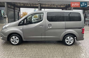 Минивэн Nissan e-NV200 2018 в Каменец-Подольском