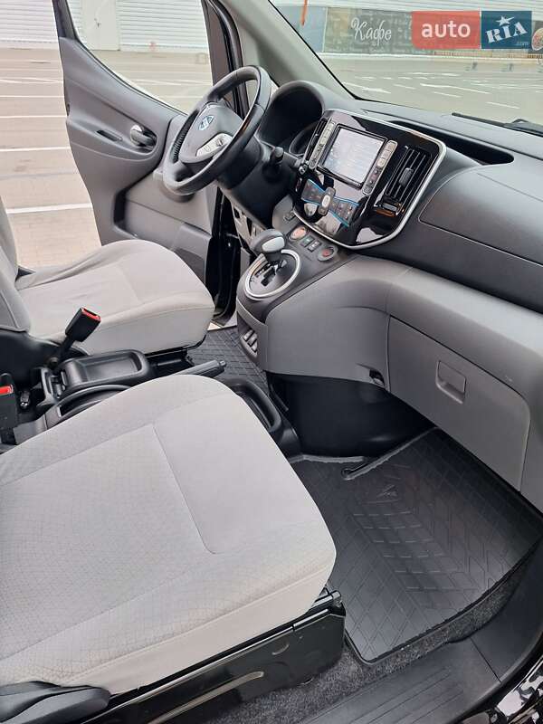 Мінівен Nissan e-NV200 2015 в Борисполі фото 20 Мінівен Nissan e-NV200 2015 в Борисполі